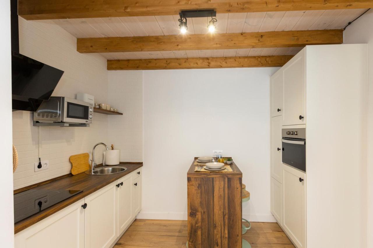 Apartamentos Gurugu Ribadeo Esterno foto