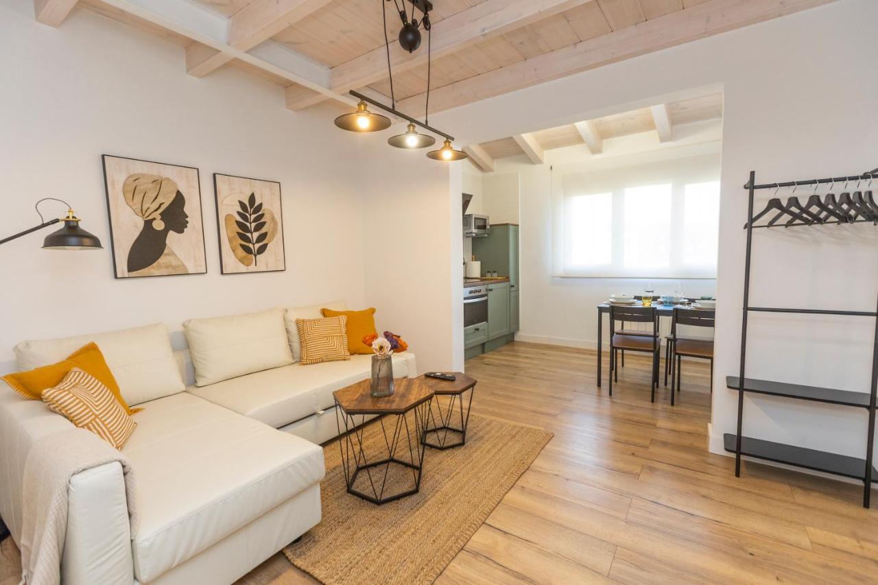 Apartamentos Gurugu Ribadeo Esterno foto