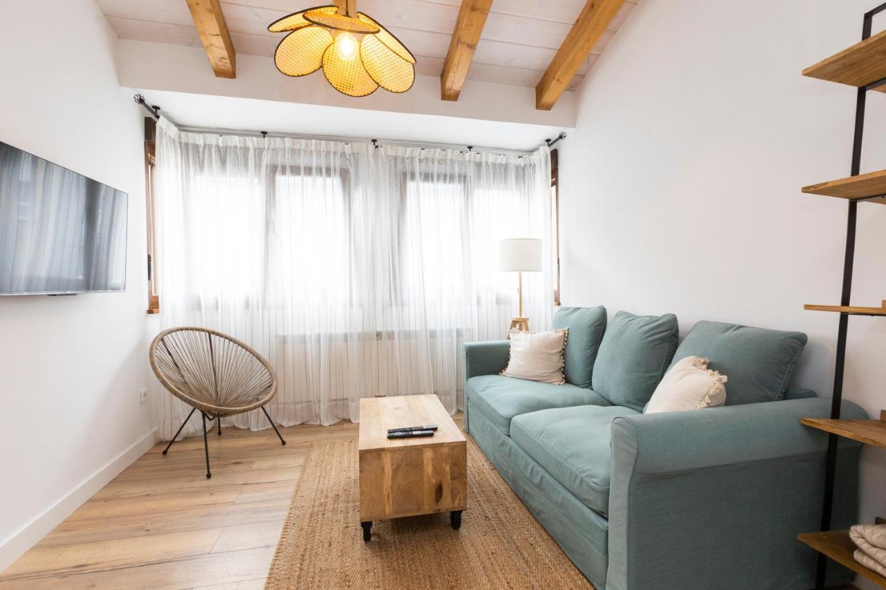 Apartamentos Gurugu Ribadeo Esterno foto