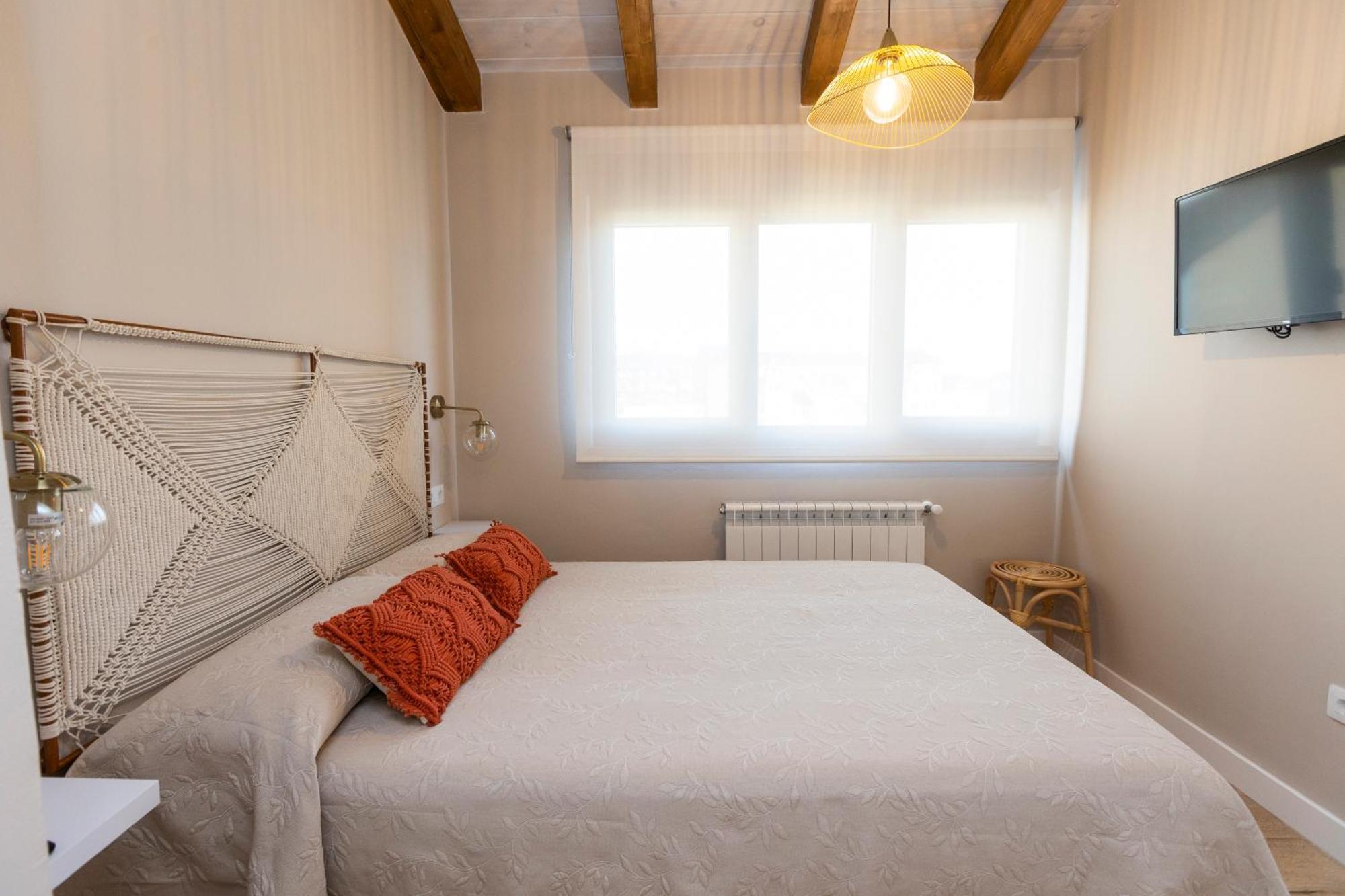 Apartamentos Gurugu Ribadeo Esterno foto
